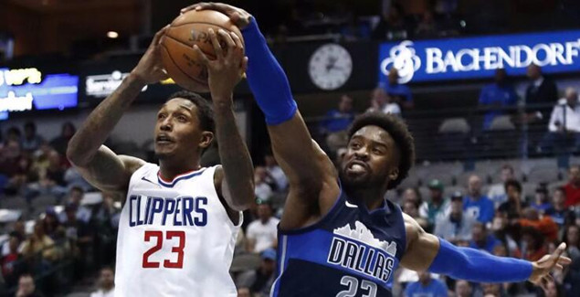 拧开闸门的 拧开闸门的