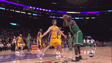 场发光的中 场发光的中